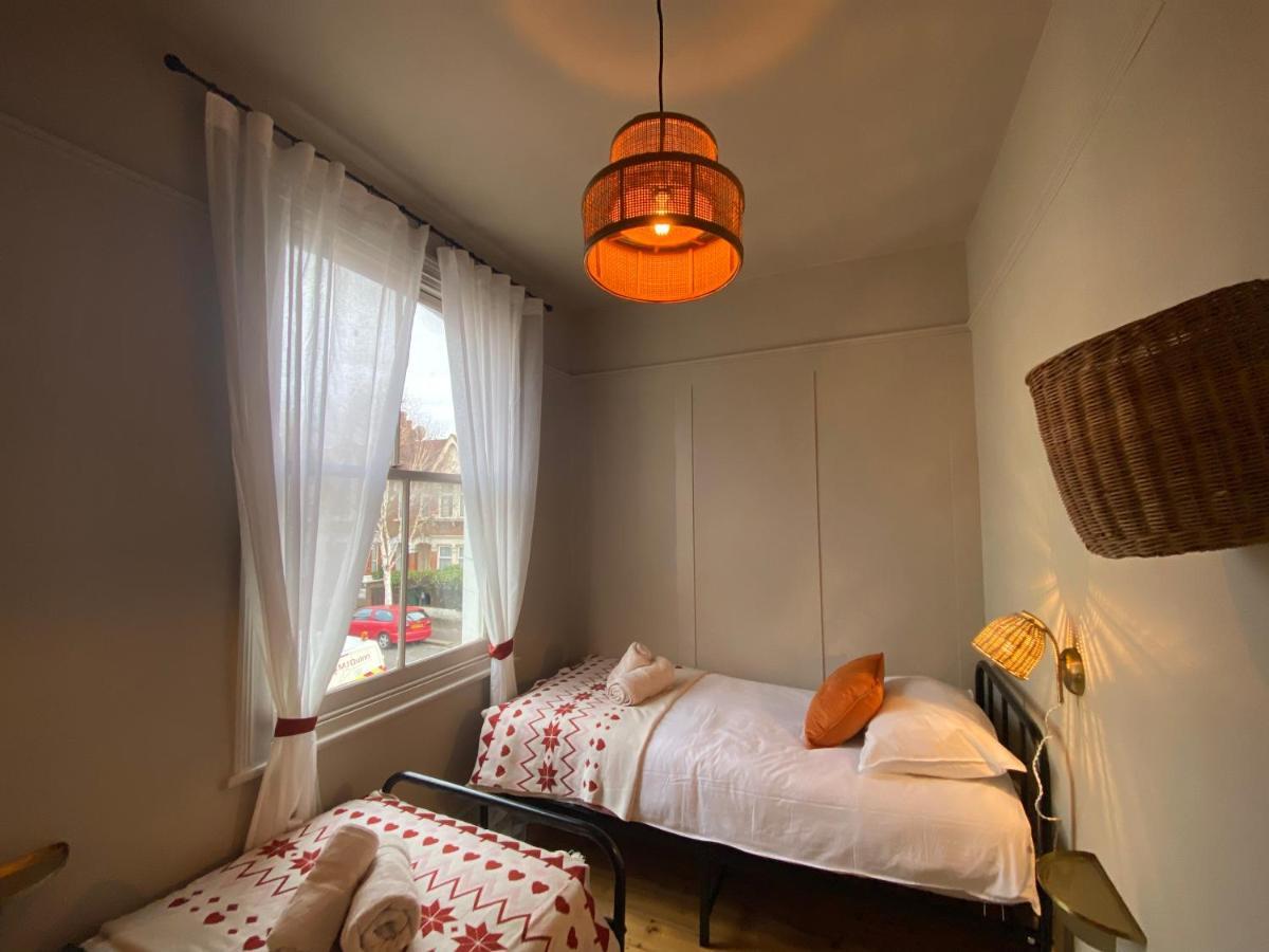 Апартаменты Stylish Apt London Excel Olympic Close To Station Экстерьер фото